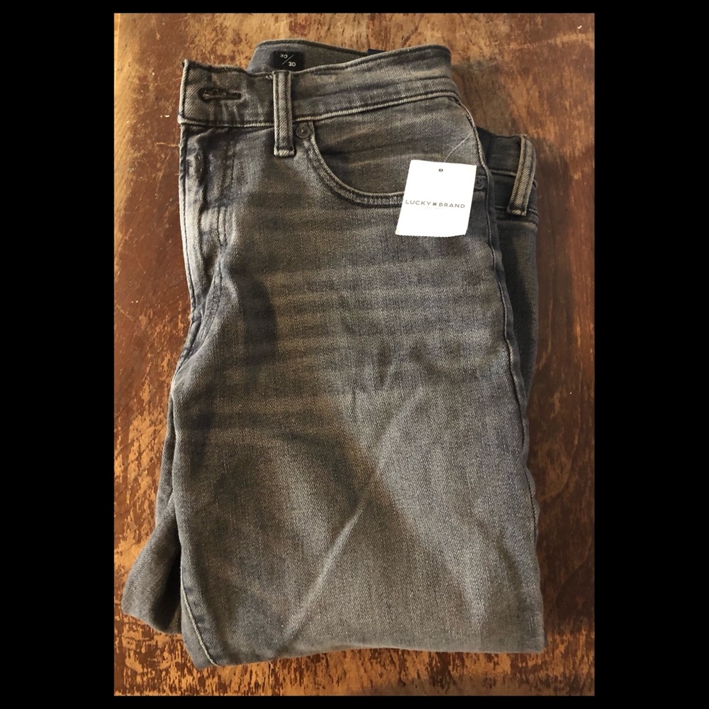 Lucky Jeans - Tags On!